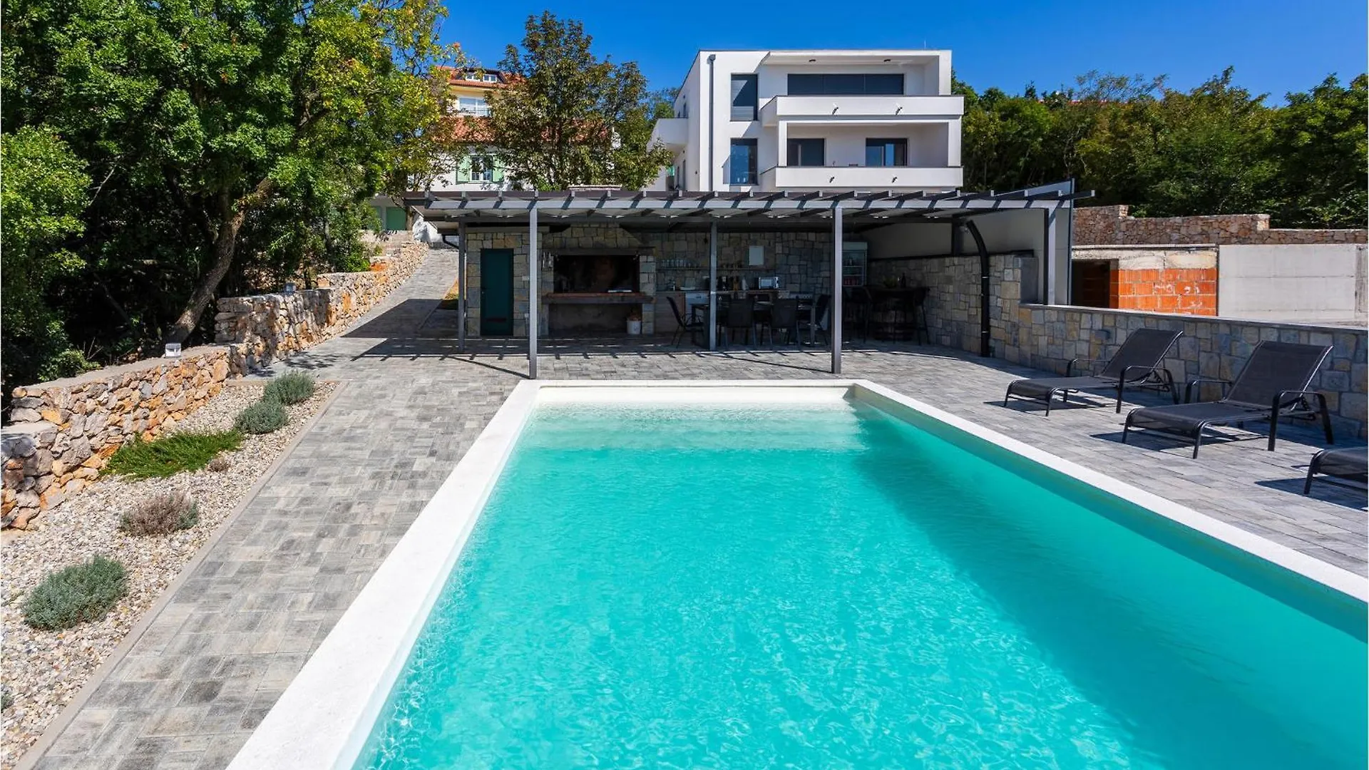 Nice Home In Smrika With Kitchen 0*,